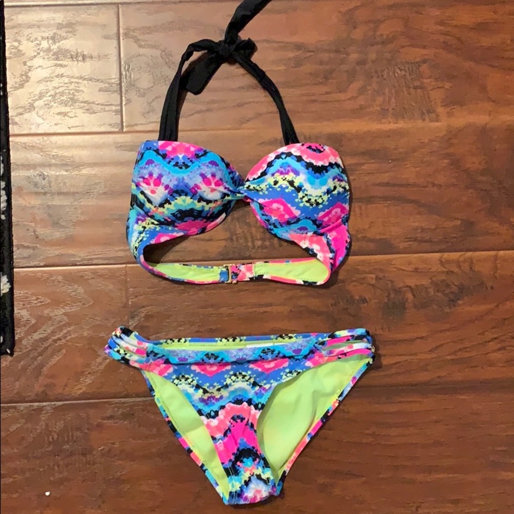California Waves Bikini push-up Set